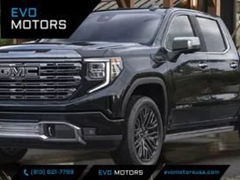 Used 2024 GMC Sierra 1500 SLE w/ X31 Off-Road Package AWD/4WD image 1