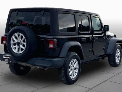 Used 2023 Jeep Wrangler Unlimited Sport AWD/4WD image 12