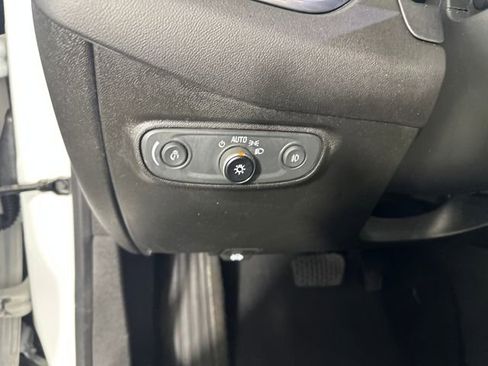 Used 2020 Chevrolet Equinox Premier w/ Premier Redline Edition image 19