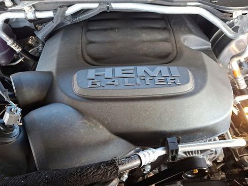 Used 2024 RAM 2500 Tradesman w/ Chrome Appearance Group image 27