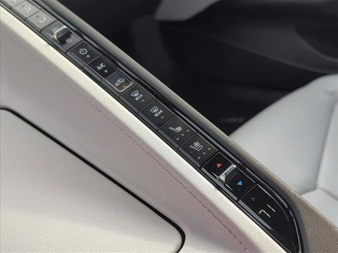 Used 2023 Chevrolet Corvette Stingray Preferred Cpe w/ Z51 Performance Package image 20