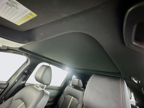 Used 2025 MAZDA CX-90 3.3 Turbo w/ Premium Plus Pkg image 27