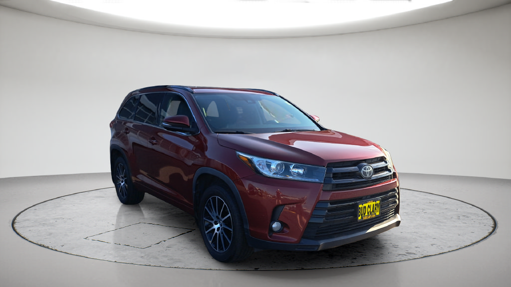 Used 2018 Toyota Highlander SE AWD/4WD image 3