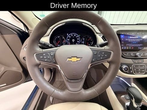 Used 2024 Chevrolet Malibu LT FWD image 9