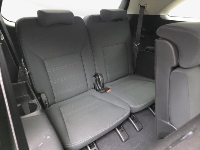 Used 2020 Kia Sorento FWD V6 image 39