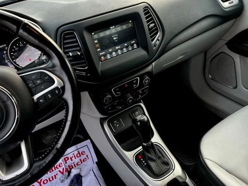 Used 2021 Jeep Compass Latitude w/ Driver Assistance Group image 34