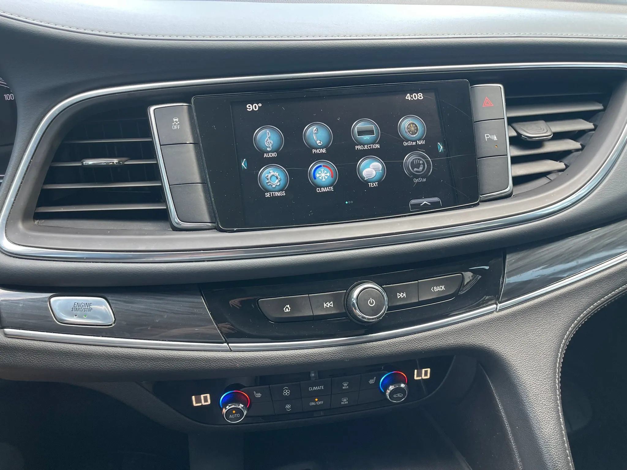 Used 2019 Buick Enclave Essence FWD image 19