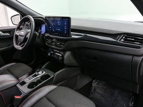 Certified 2023 Ford Escape ST-Line w/ Tech Pack #1 image 23