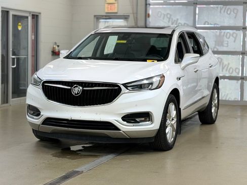 Used 2021 Buick Enclave Premium w/ Sun and Sites Package AWD/4WD image 3