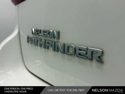 Used 2018 Nissan Pathfinder S FWD image 16