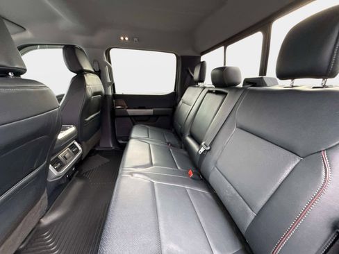 Used 2022 Ford F150 Lariat image 16