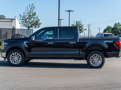 Used 2024 Ford F150 Lariat w/ FX4 Off-Road Package AWD/4WD image 4