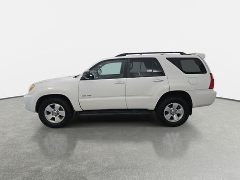 Used 2008 Toyota 4Runner SR5 image 8
