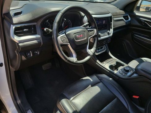 Used 2023 GMC Acadia SLT FWD image 10