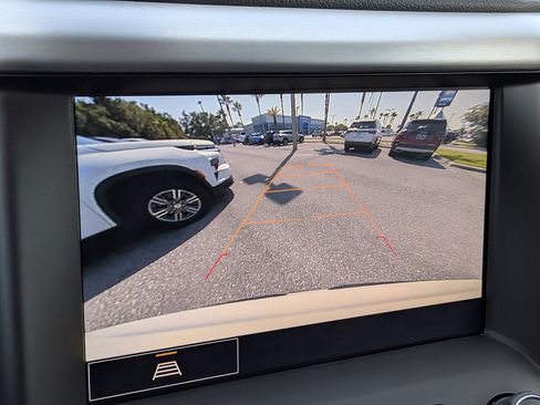 Certified 2023 GMC Acadia SLT w/ LPO, Floor Liner Package FWD image 19