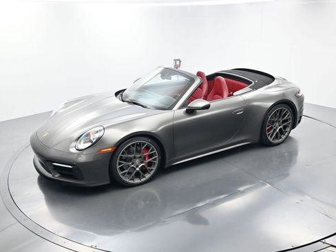 Used 2020 Porsche 911 Carrera 4S image 38