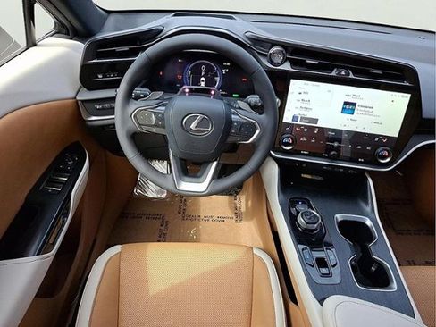 Used 2026 Lexus RZ 350e 2WD w/ Technology Package image 10