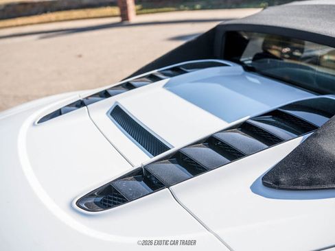 Used 2015 Audi R8 V8 w/ Full Leather Package image 89