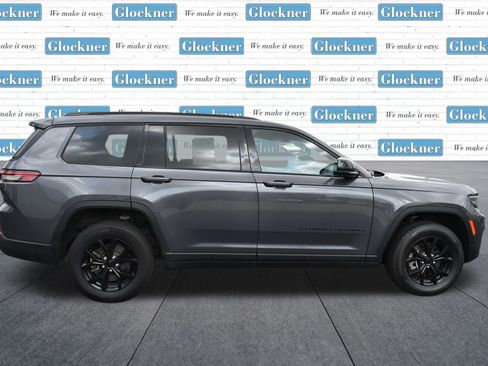 Used 2024 Jeep Grand Cherokee L Laredo AWD/4WD image 4