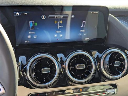 New 2026 Mercedes-Benz GLA 250 GLA 250 image 11