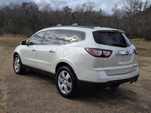 Used 2014 Chevrolet Traverse LTZ image 3