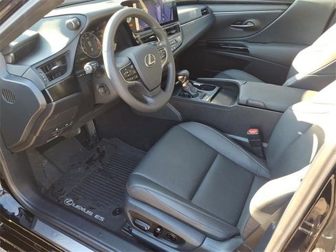 Certified 2023 Lexus ES 250 w/ Premium Package image 16