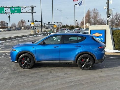 Used 2024 Dodge Hornet R/T Plus image 2