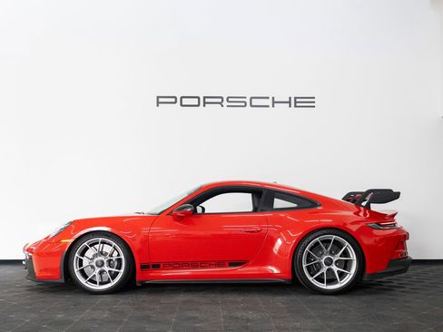 Certified 2024 Porsche 911 GT3 RWD image 2
