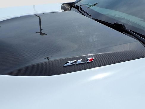Used 2021 Chevrolet Camaro ZL1 image 39