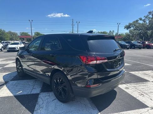 Used 2024 Chevrolet Equinox LS w/ LS Convenience Package FWD image 3