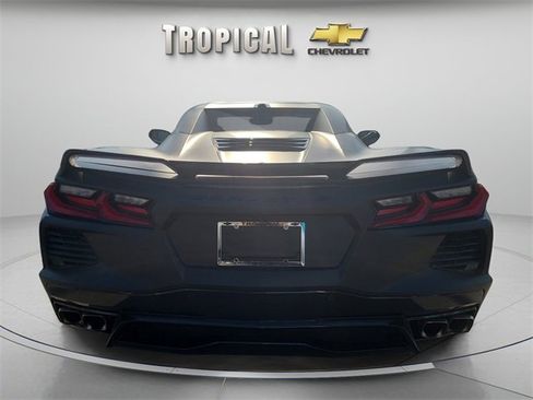 Used 2021 Chevrolet Corvette Stingray Premium Conv w/ Z51 Performance Package image 4