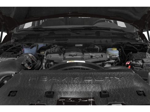 Used 2018 RAM 2500 SLT w/ Luxury Group image 46