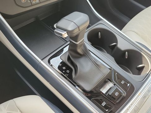 New 2026 Kia Carnival EX FWD image 35
