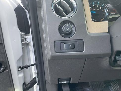 Used 2014 Ford F150 XLT w/ Equipment Group 302A Luxury image 13