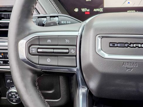 Used 2025 GMC Yukon XL Denali w/ Sun & Power Step Package image 44