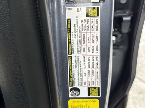 Used 2023 Toyota Corolla Cross LE image 42