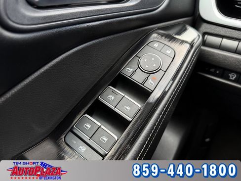 Used 2024 Nissan Rogue SL AWD/4WD image 20