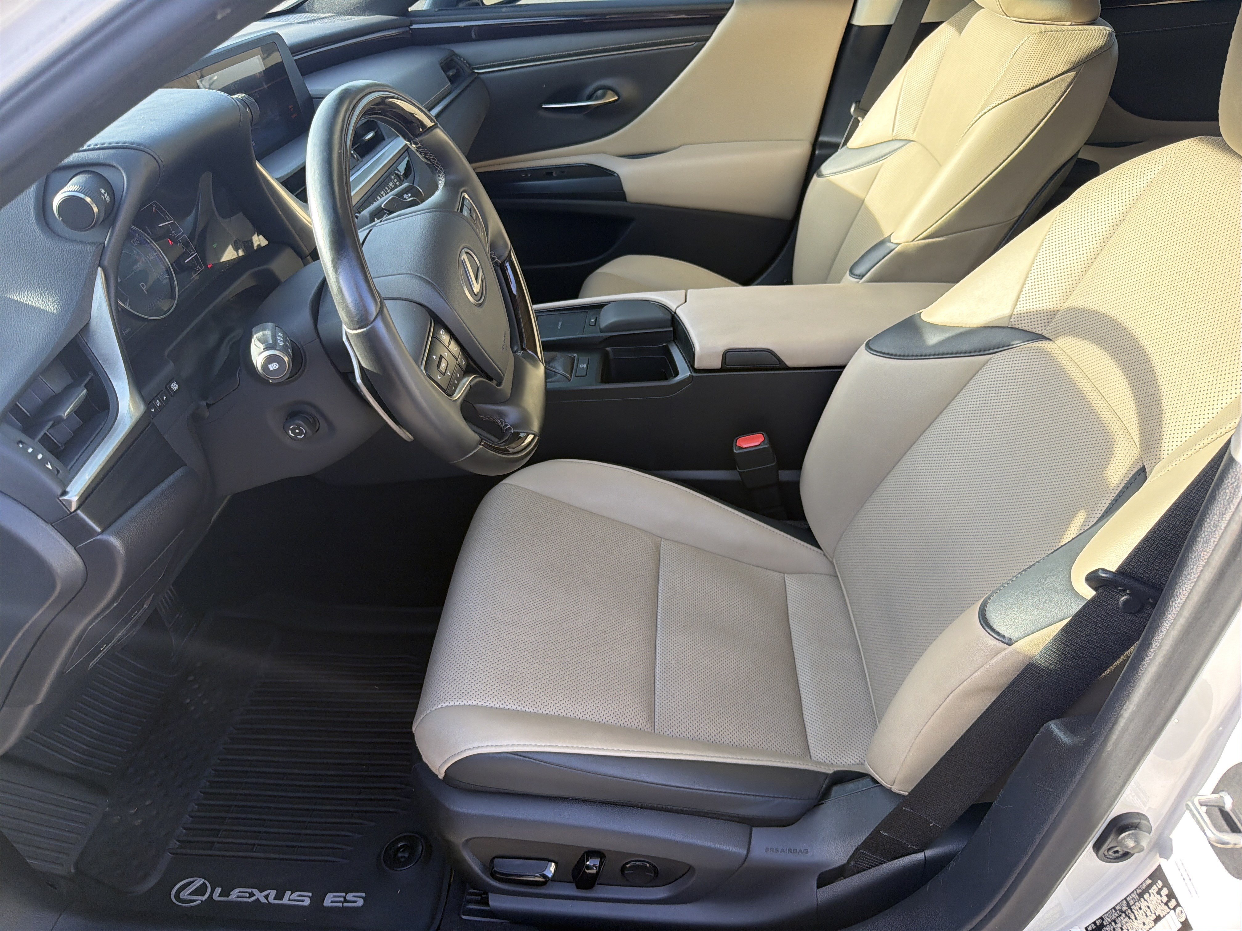 Used 2021 Lexus ES 350 w/ Premium Package FWD image 18