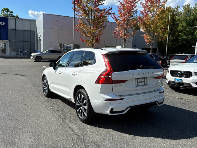 Certified 2024 Volvo XC60 B5 Plus w/ Protection Package Premier AWD/4WD image 2