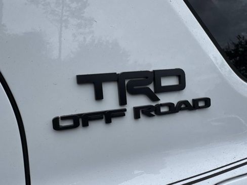 Used 2025 Toyota 4Runner TRD Off-Road Premium image 8