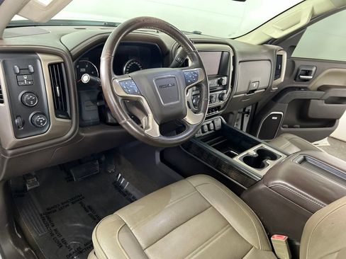 Used 2015 GMC Sierra 2500 Denali w/ Duramax Plus Package AWD/4WD image 16
