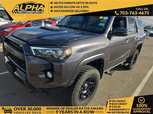 Used 2018 Toyota 4Runner TRD Off-Road Premium AWD/4WD image 1
