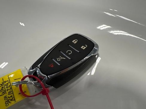 Used 2024 Chevrolet Equinox RS FWD image 9