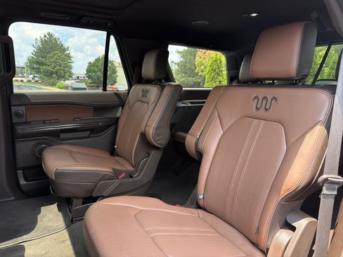 Used 2023 Ford Expedition King Ranch AWD/4WD image 9