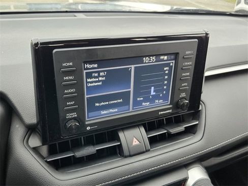 Used 2021 Toyota RAV4 XLE image 20