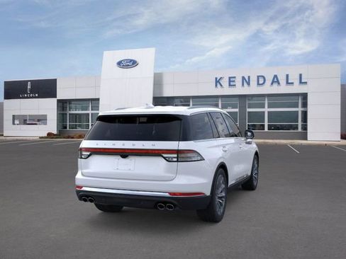 New 2026 Lincoln Aviator Reserve image 8