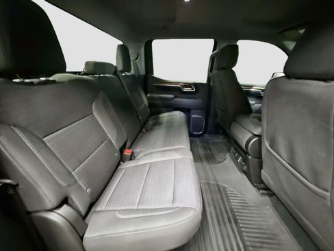 Used 2023 Chevrolet Silverado 1500 LT AWD/4WD image 28