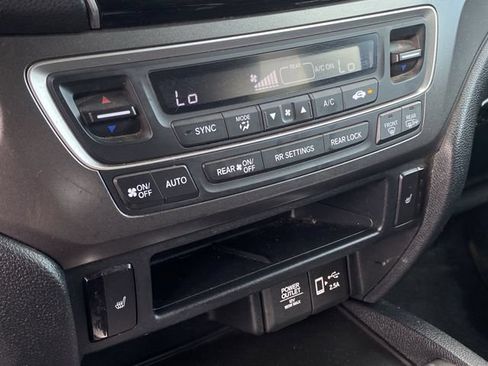 Certified 2022 Honda Pilot Sport image 27