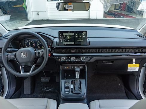 New 2026 Honda CR-V EX-L image 17
