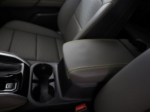 Used 2026 Chevrolet Colorado ZR2 w/ ZR2 Bison Edition image 38